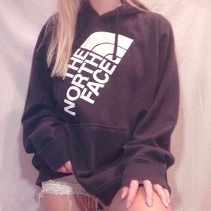 New north face sweatshirt 🔥